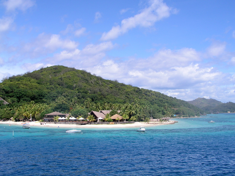 Castaway Island - Best Beaches in Fiji - Coffee Meets Beach